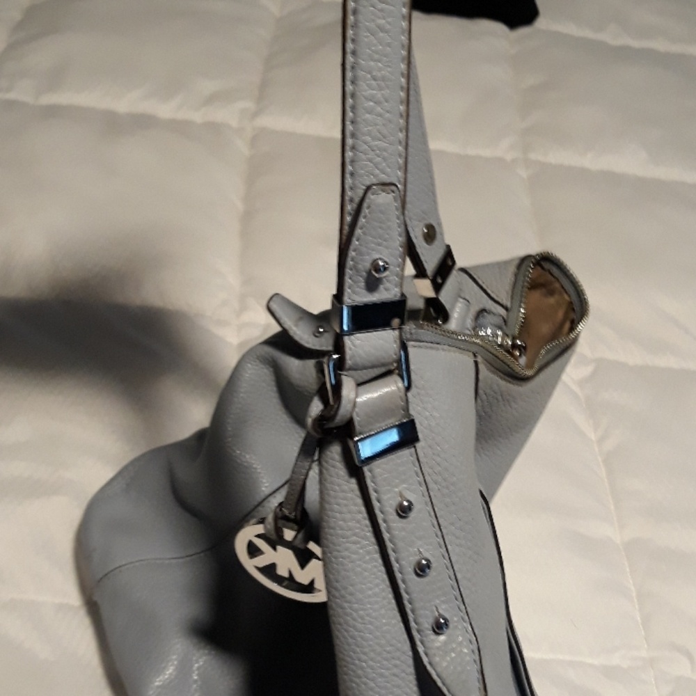 Michael Kors leather purse - Picture 5 of 8